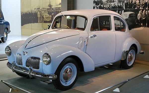 Den första efterkrigsbilen Toyota SA 1947