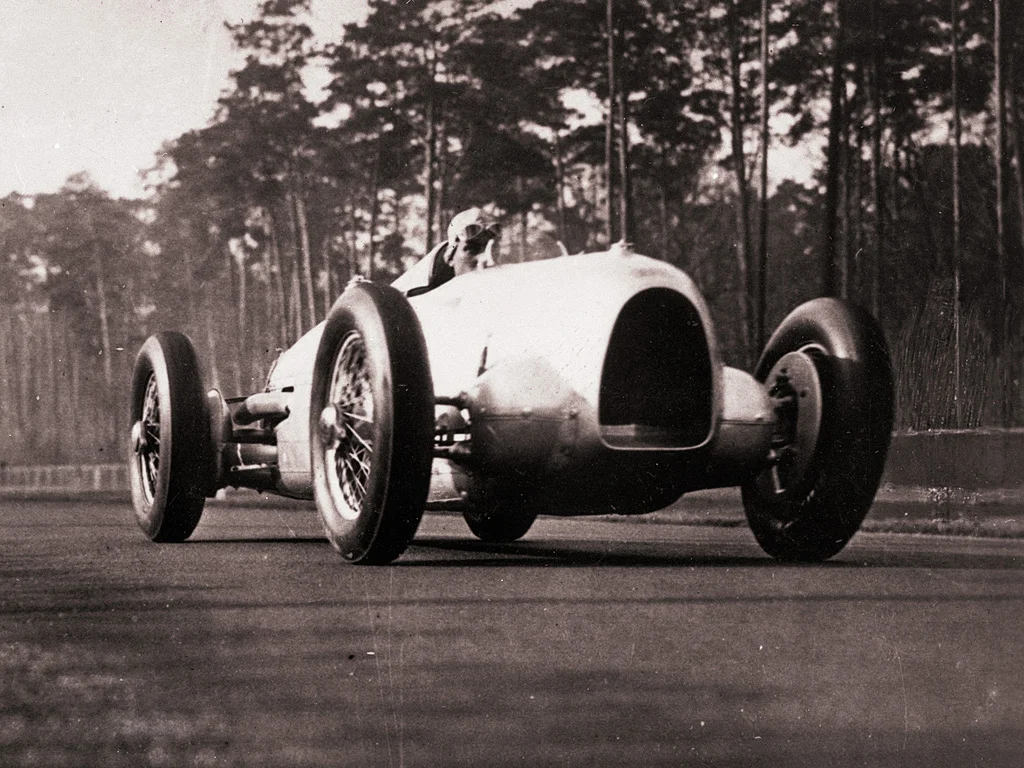 Auto Union Type A Grand Prix designad av Porsche
