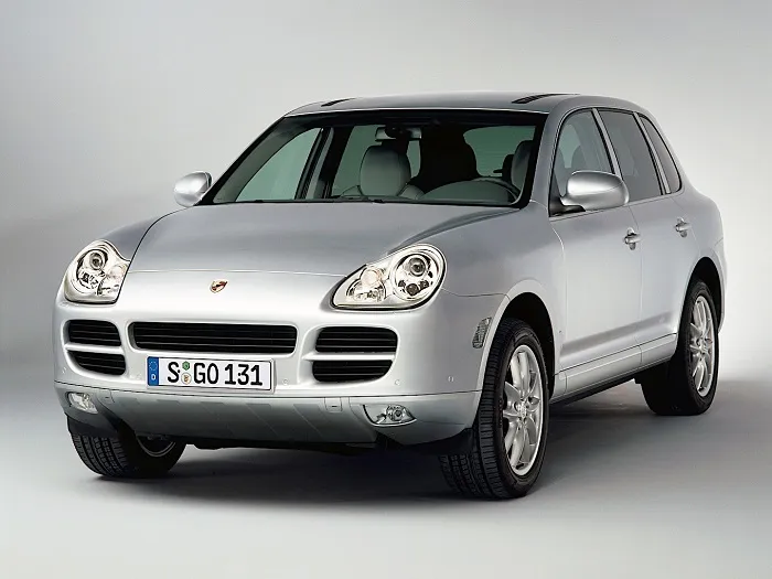 Den första Porsche Cayenne, 2002