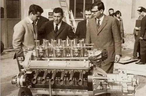Giotto Bizzarrini, Ferruccio Lamborghini och Giampaolo Dallara 1963,
