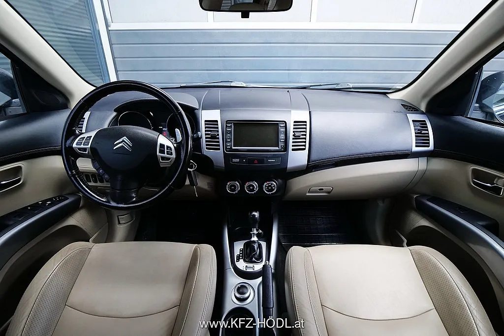 Citroën C-Crosser HDi 160 Exclusive DCS Aut. Image 9