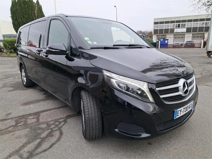 Mercedes-Benz V 250  Image 1