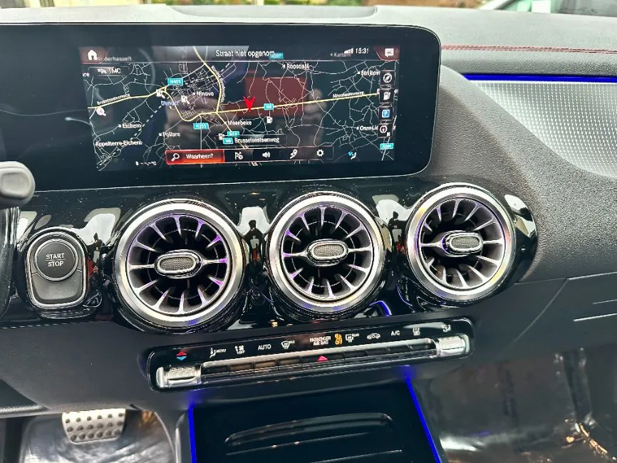 Mercedes-Benz EQA 250 Edition AMG Image 8