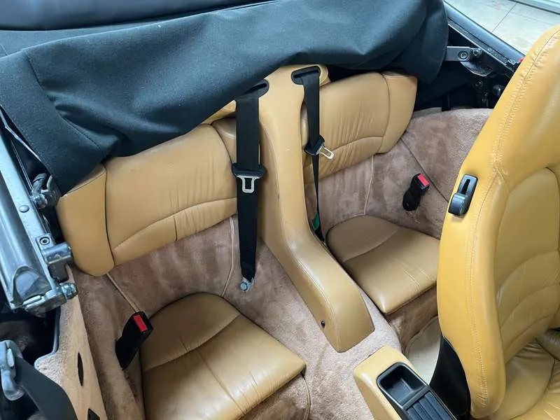 Porsche 911 3.6i Carrera Tiptronic Image 7