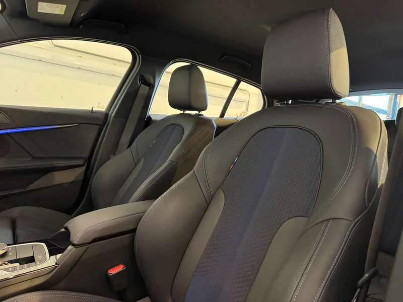 BMW 118 iA - M Sport/Zetelverw/LiveCockpitProfessional/DAB Image 13