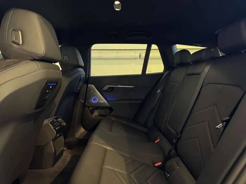 BMW 530 e xDrive Touring - M Sport/Driv.Ass.+/B&W/Trekhaak Image 13