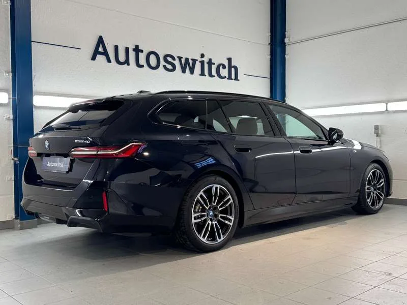 BMW i5 eDrive40 Touring - M Sport/HeadUp/Trekh/DrivAss+/ Image 6