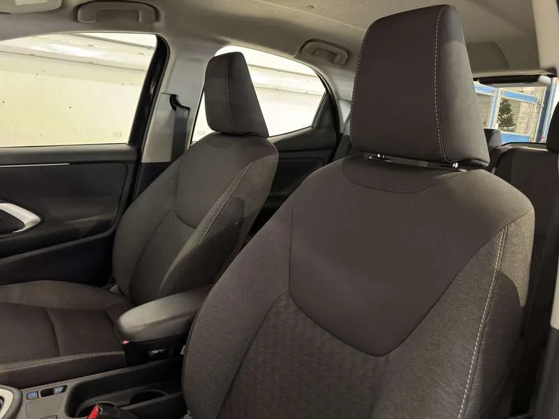 Toyota Yaris 1.5 Hybrid Automaat - VerwZetels+stuur/ActCruise/ Image 13