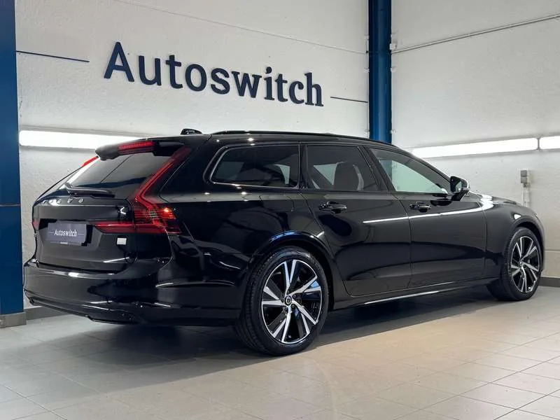 Volvo V90 T8 AWD Recharge - Ultimate Dark/Pano/H&K/Trekhaak Image 6