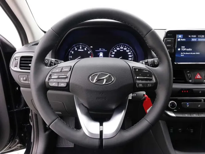 Hyundai i30 1.0i 120 Wagon Twist Plus + Carplay + Camera + ALU16 Image 9