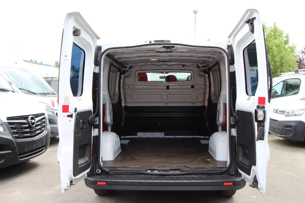 Opel Vivaro 1.6 Cdti Airco EU6 Warranty Image 13