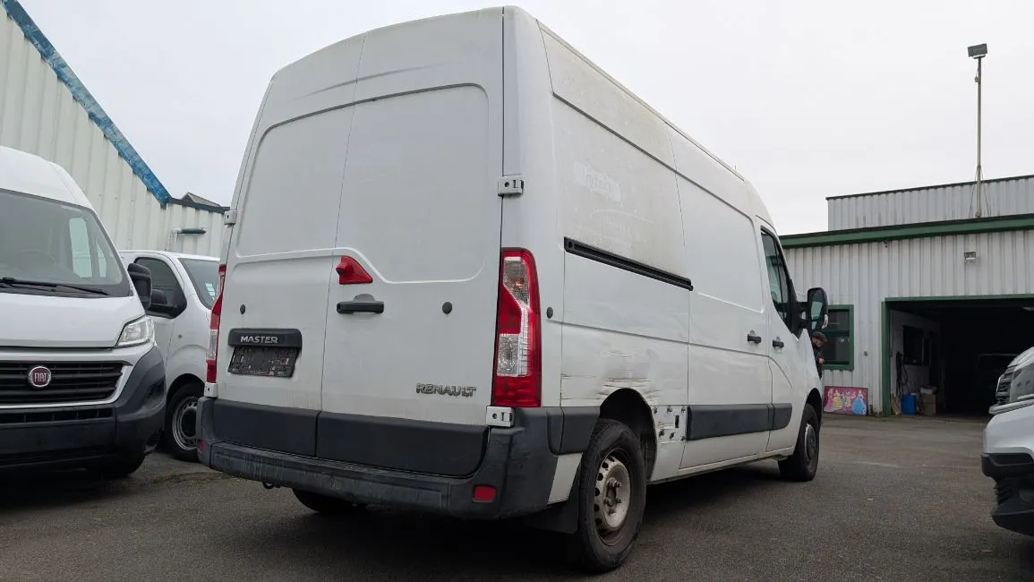 Renault Master 2.3 Dci EU5 L2H2 Image 4