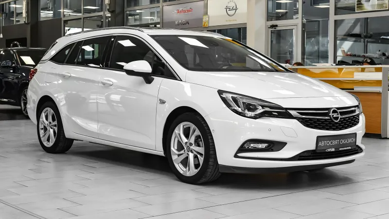 Opel Astra Sports Tourer 1.6 CDTi Dynamic Image 5