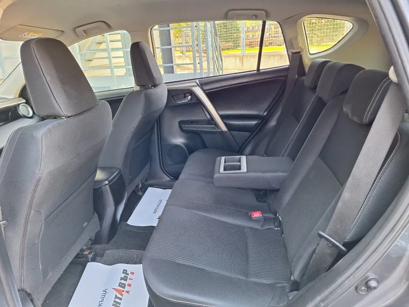 Toyota Rav4 2.0 d4d/Нави Image 9