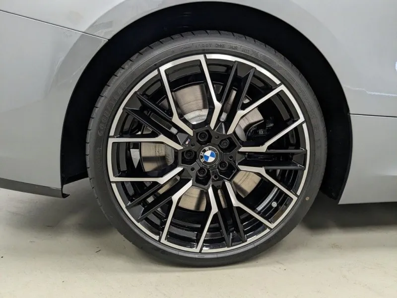 BMW 850 i М xDrive Coupe =M Carbon Interior= Гараниця Image 4