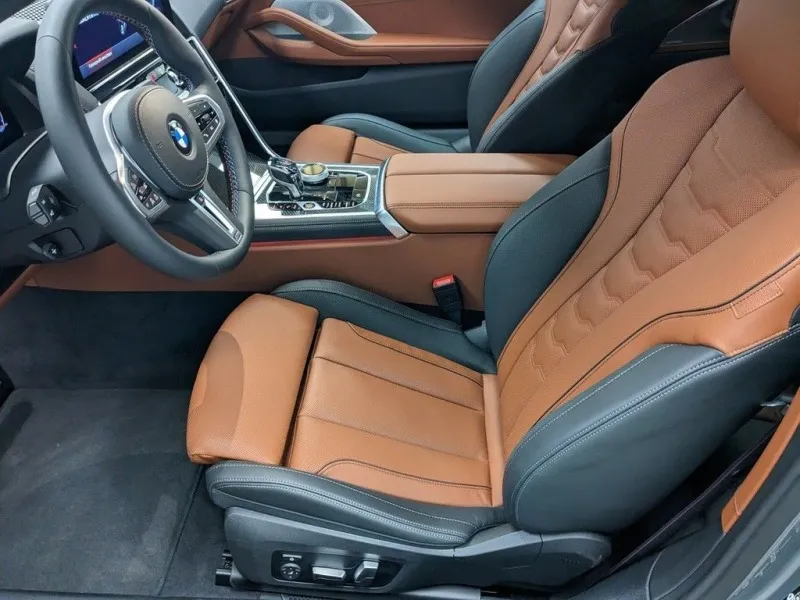 BMW 850 i М xDrive Coupe =M Carbon Interior= Гараниця Image 6