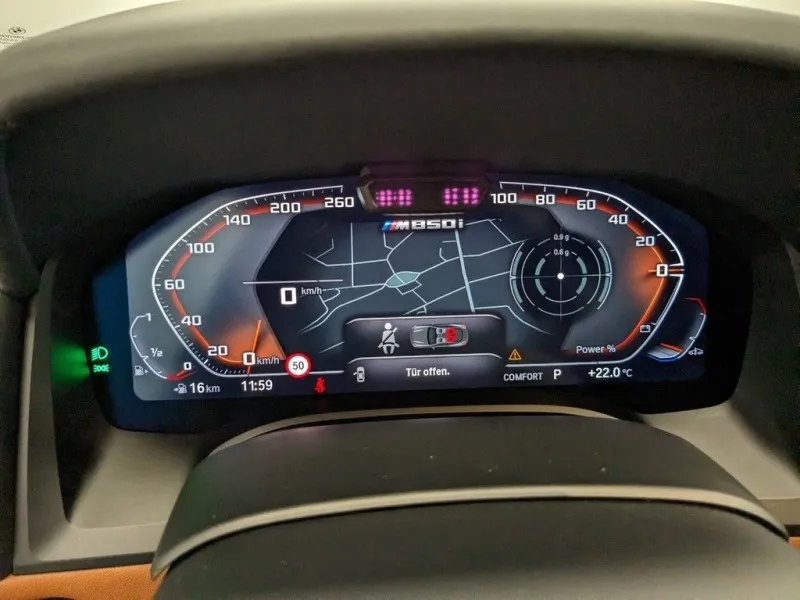 BMW 850 i М xDrive Coupe =M Carbon Interior= Гараниця Image 8