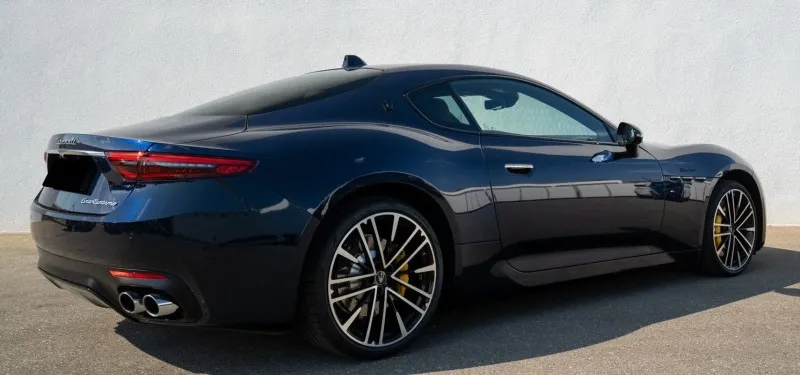 Maserati GranTurismo Modena =Carbon Interior= Sport Design Гаранция Image 3