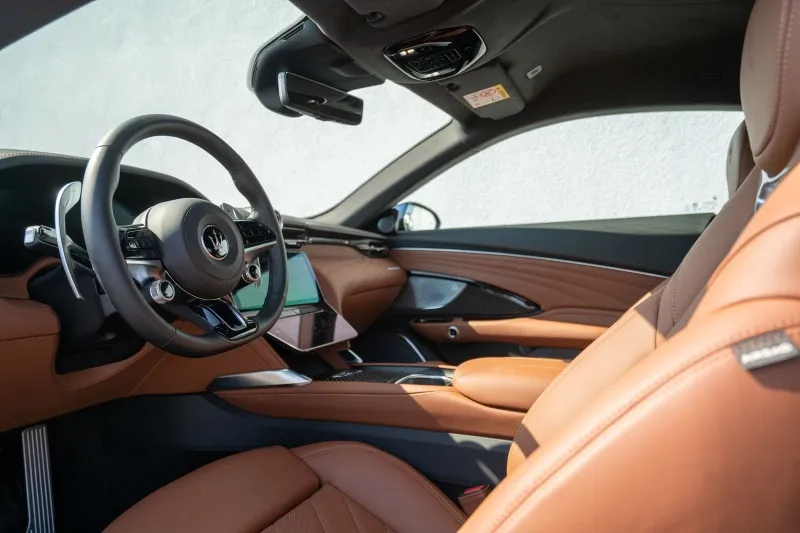 Maserati GranTurismo Modena =Carbon Interior= Sport Design Гаранция Image 8