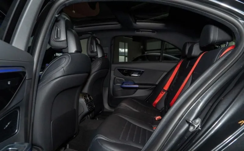 Mercedes-Benz C 400 e 4Matic =AMG Line= Night Package/Pano Гаранция Image 9