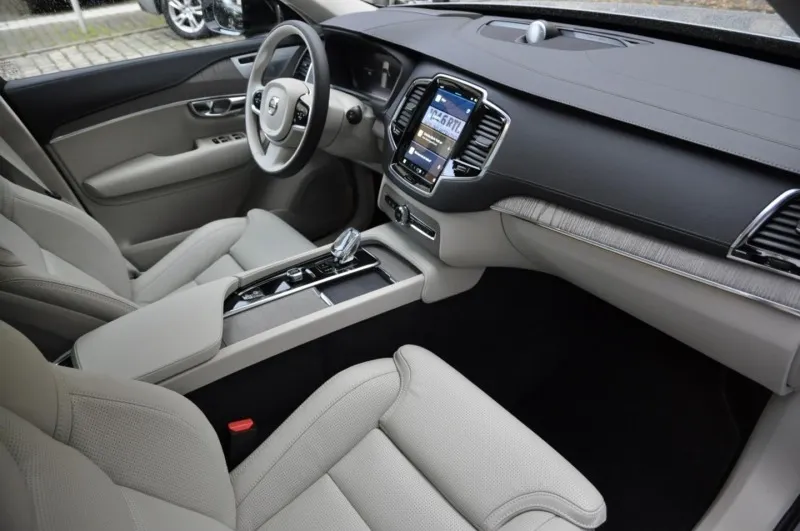 Volvo Xc90 T8 Recharge AWD =R-Design= 7 Seats/Pano Гаранция Image 9
