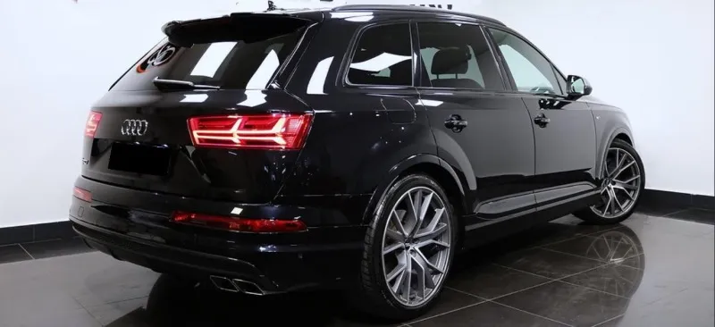 Audi SQ7 V8 Diesel Image 4