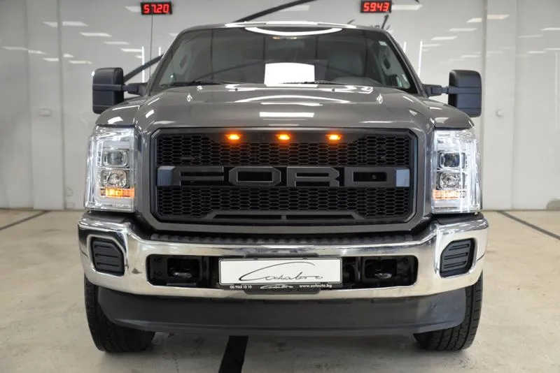 Ford F250 4x4 Super Duty Image 4