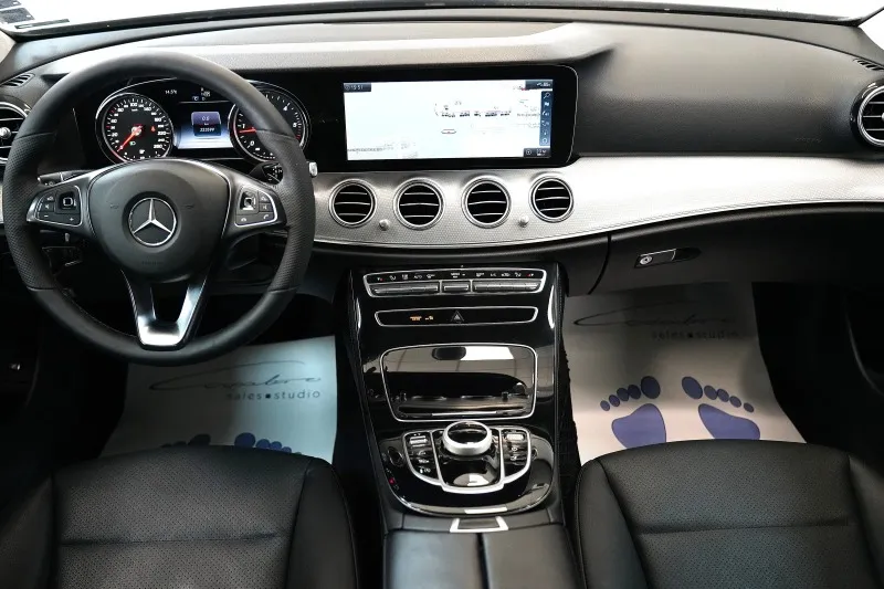 Mercedes-Benz E 200 T-modell Image 7