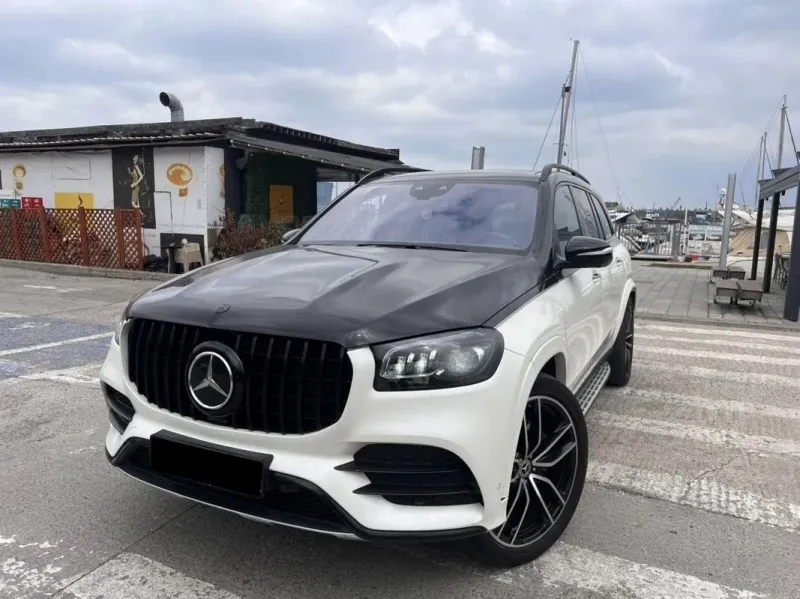 Mercedes-Benz GLS 400 d 4Matic AMG-Line Image 2