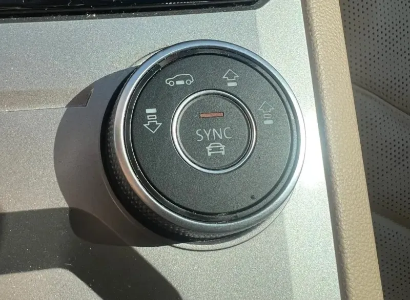 Volkswagen Touareg 4Motion Atmosphere Image 7