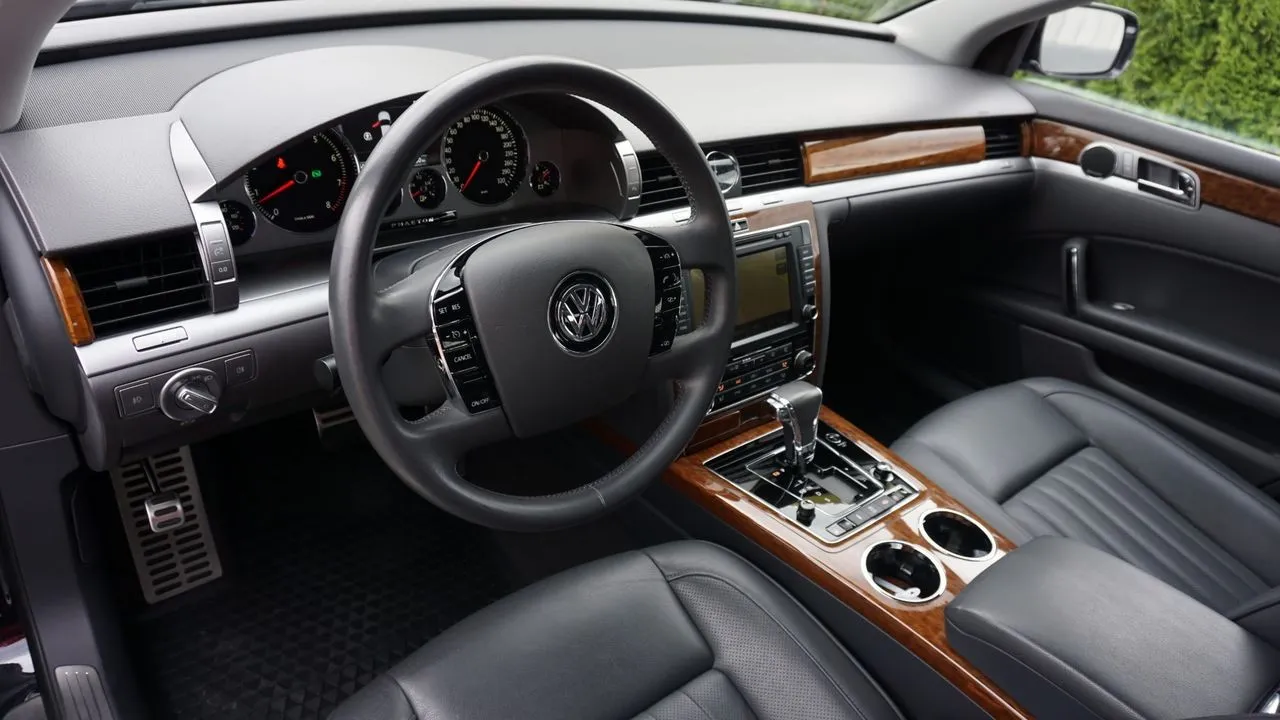 Volkswagen Phaeton V8 2-Zonen-Klima Navi...  Image 8