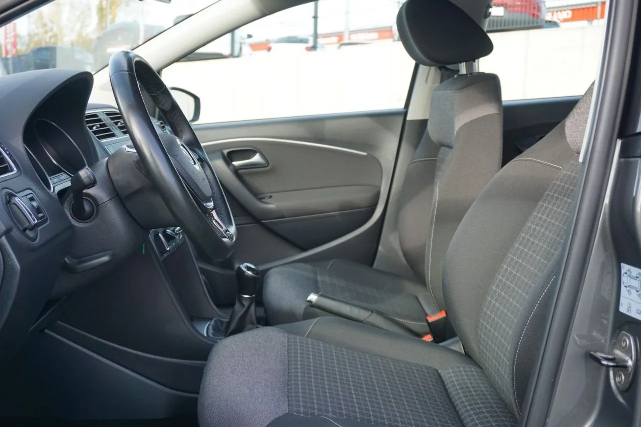 Volkswagen Polo 1.2 TSI Sitzheizung Tempomat...  Image 9