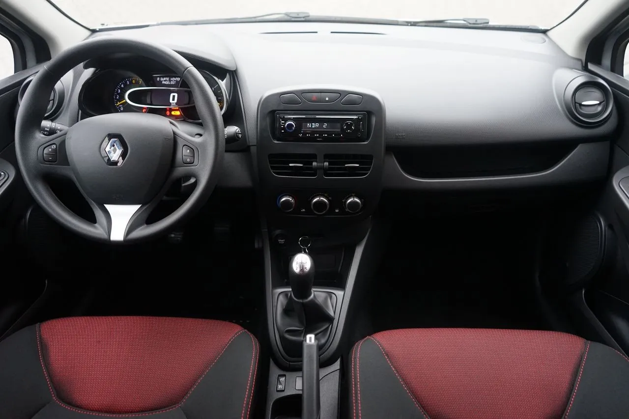 Renault Clio IV 1.2 Authentique...  Image 9