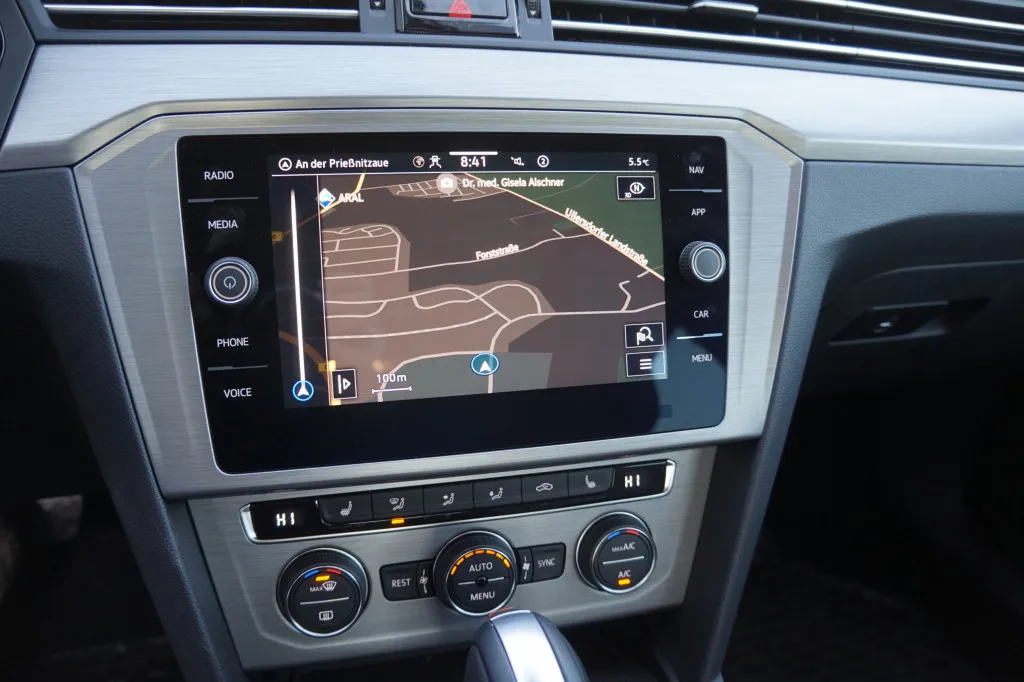 Volkswagen Passat 1.5 TSI DSG*NAVI*LED*TEMPOMAT*PDC* Image 9