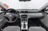 Volkswagen Passat Variant Comfortline 1,4 TSI 90 kW DSG-automaatti - / Lohkolämmitin + sisätilanpistoke / Sähkötakaluukku / Vakkari / Vetokoukku / JUURI KATSASTETTU Uusi akku... Thumbnail 9