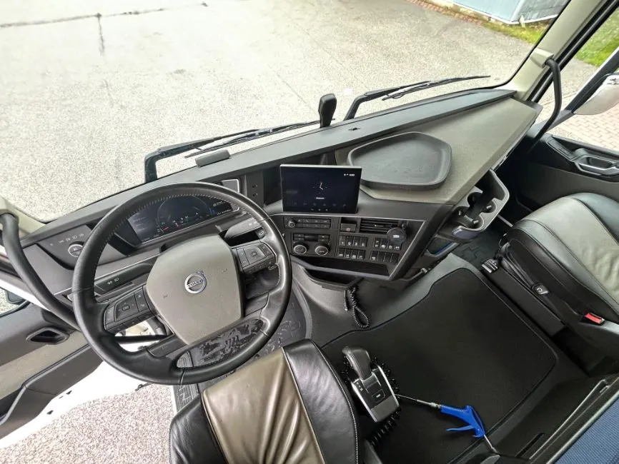 Volvo FH500 Retarder Image 8