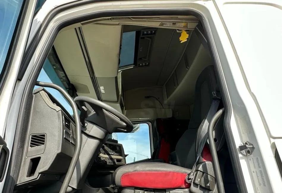 Volvo FH500 Retarder Image 5