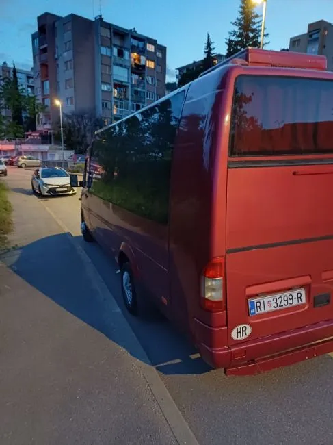 Mercedes-Benz Sprinter 416  Image 3