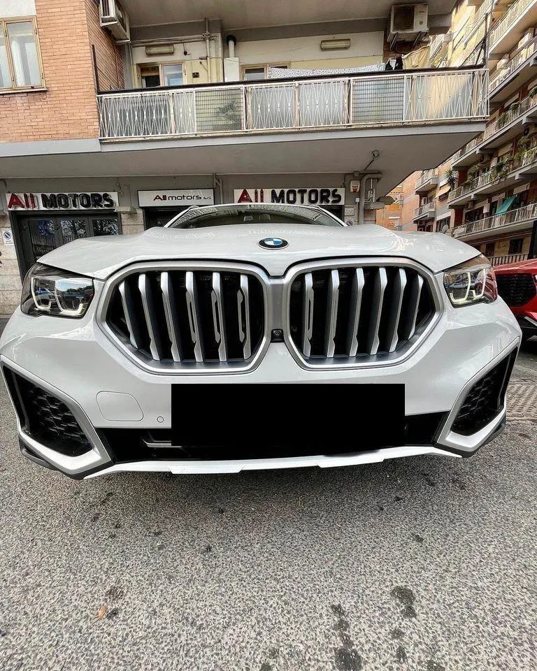 BMW X6  Image 1
