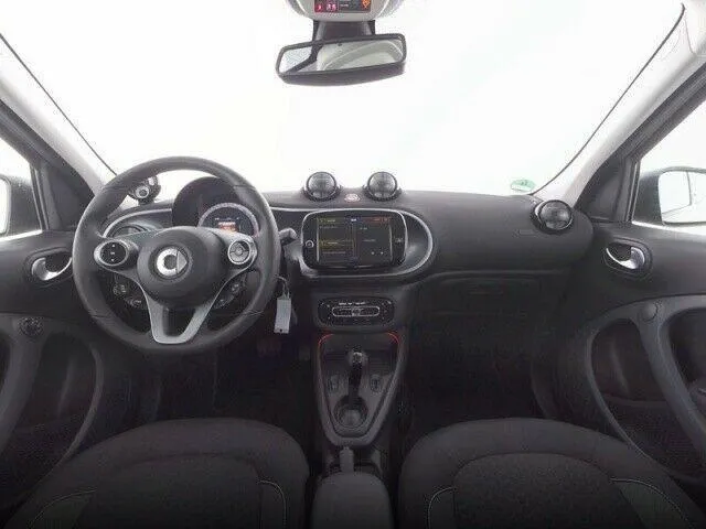 SMART forfour  Image 5