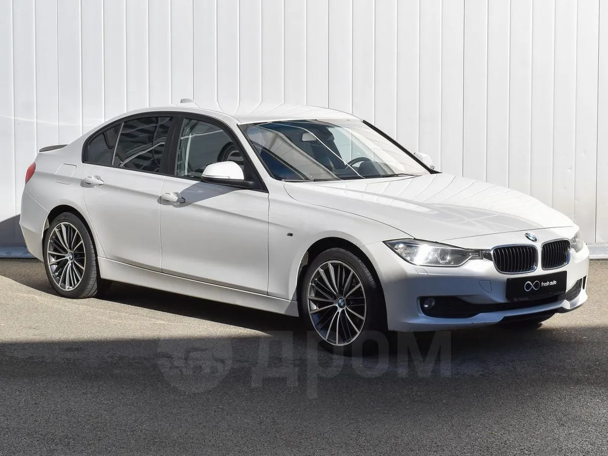 BMW 3-Series  Image 6