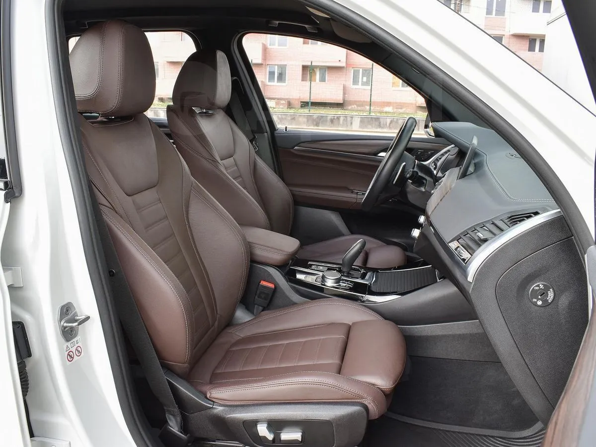 BMW X3  Image 8