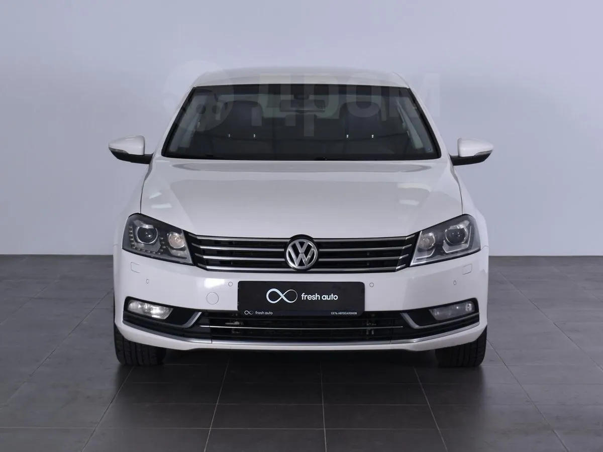 Volkswagen Passat  Image 3