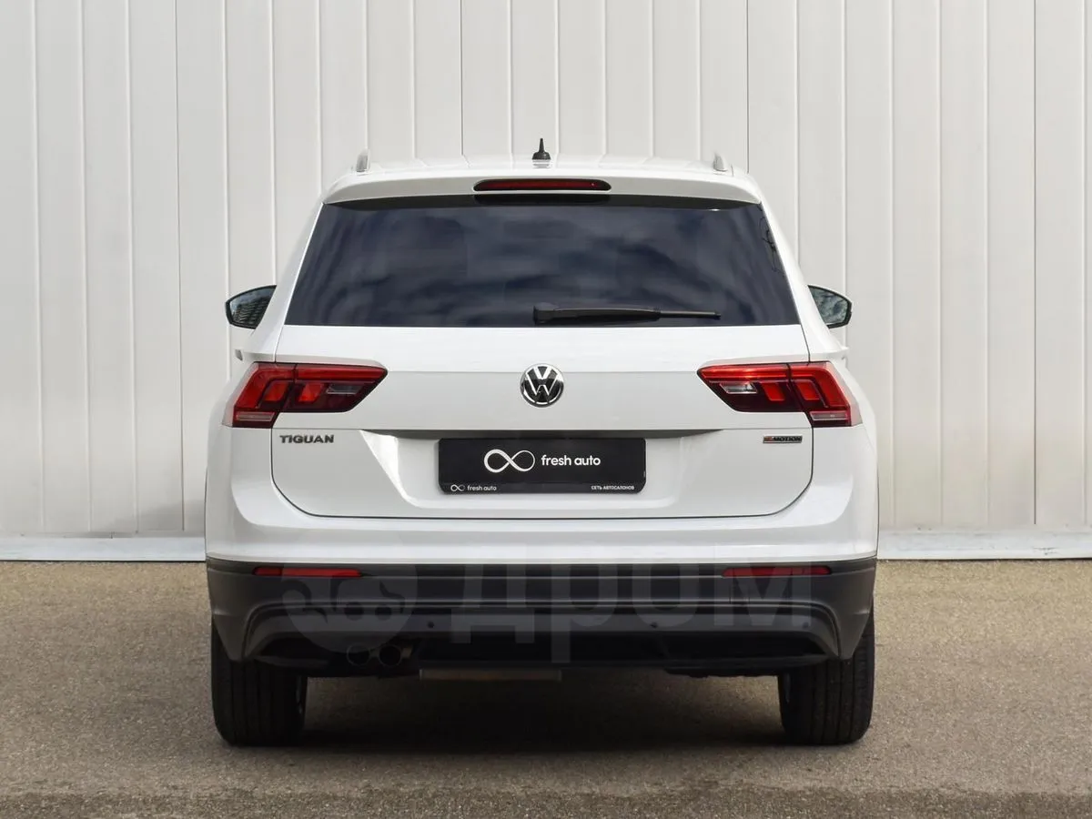 Volkswagen Tiguan  Image 10