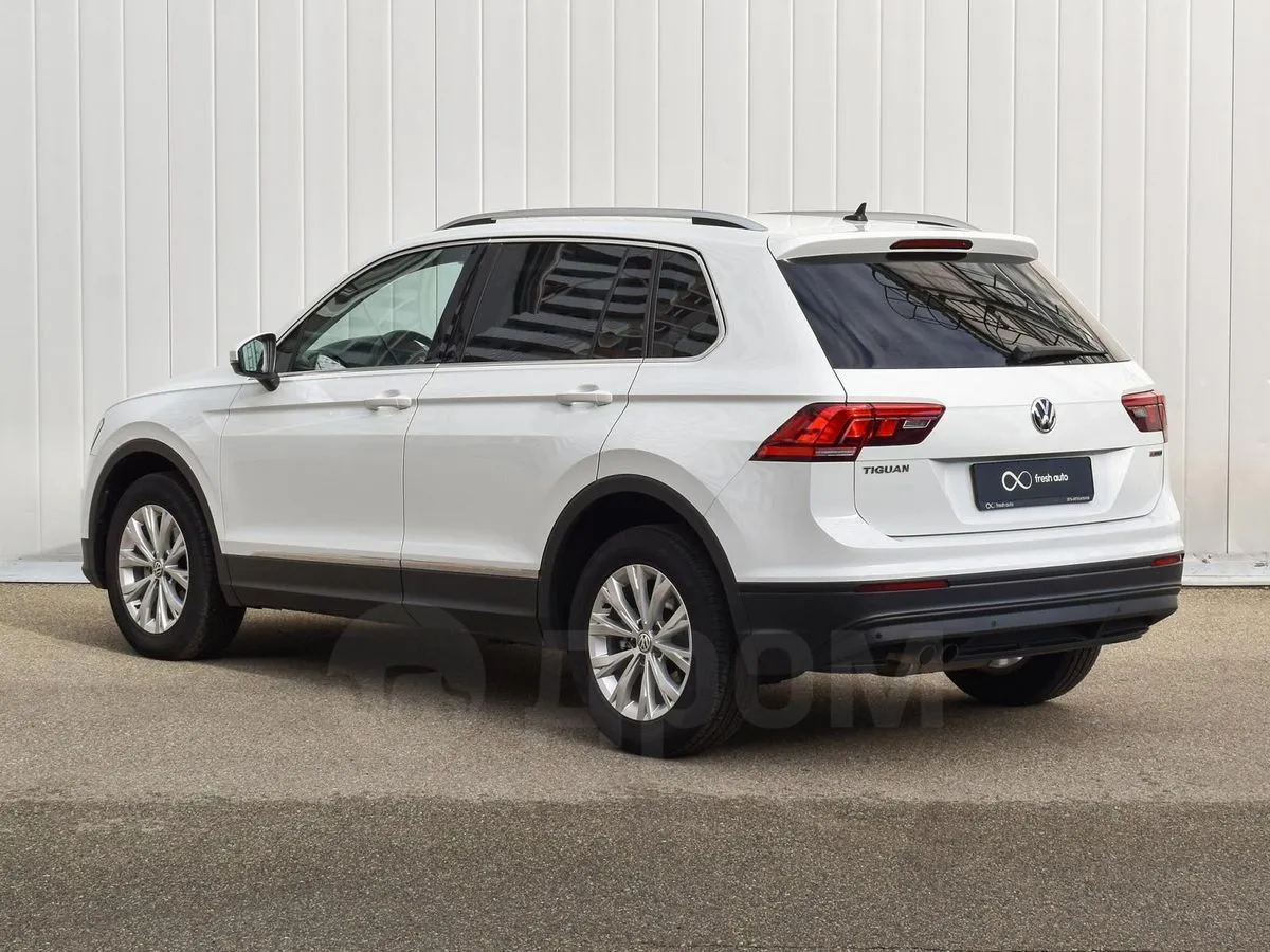 Volkswagen Tiguan  Image 8