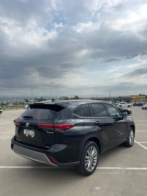 Toyota Highlander  Image 6