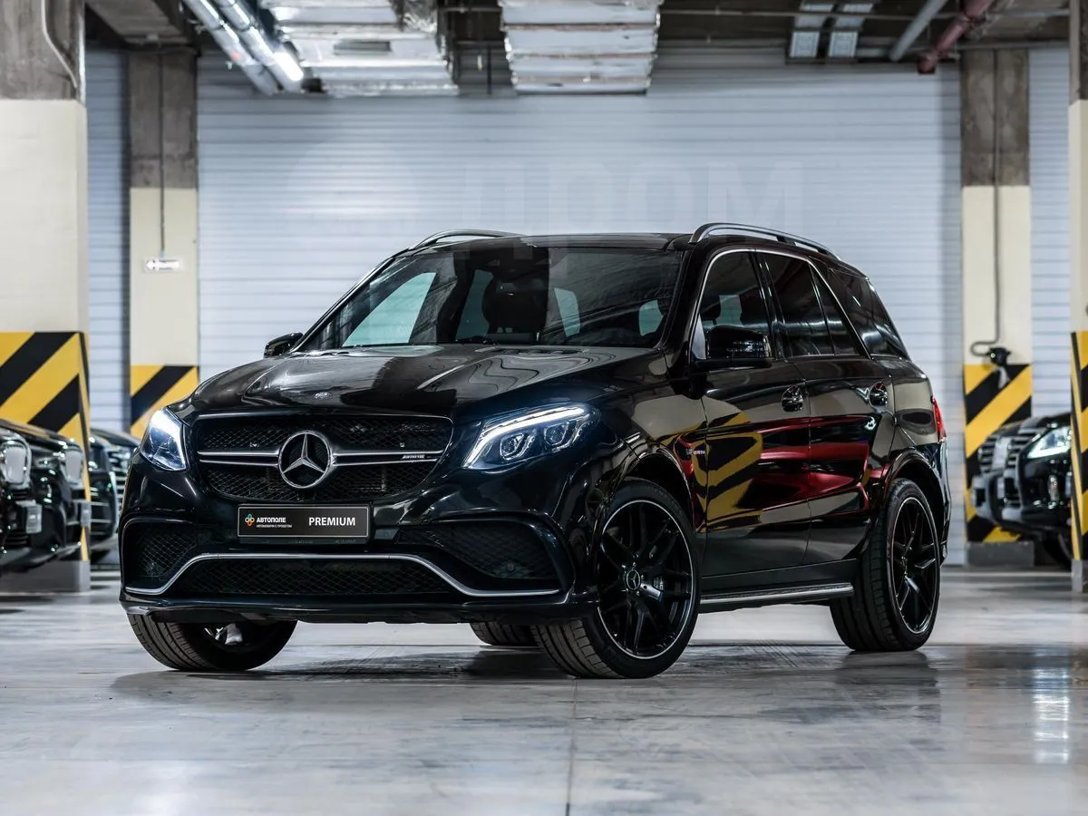 Mercedes-Benz GLE  Image 1