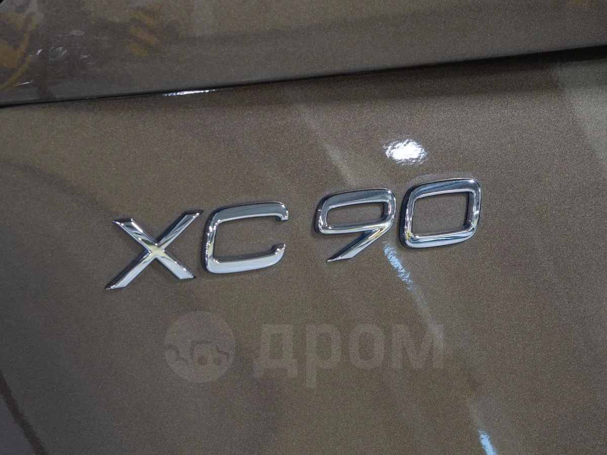 Volvo XC90  Image 10