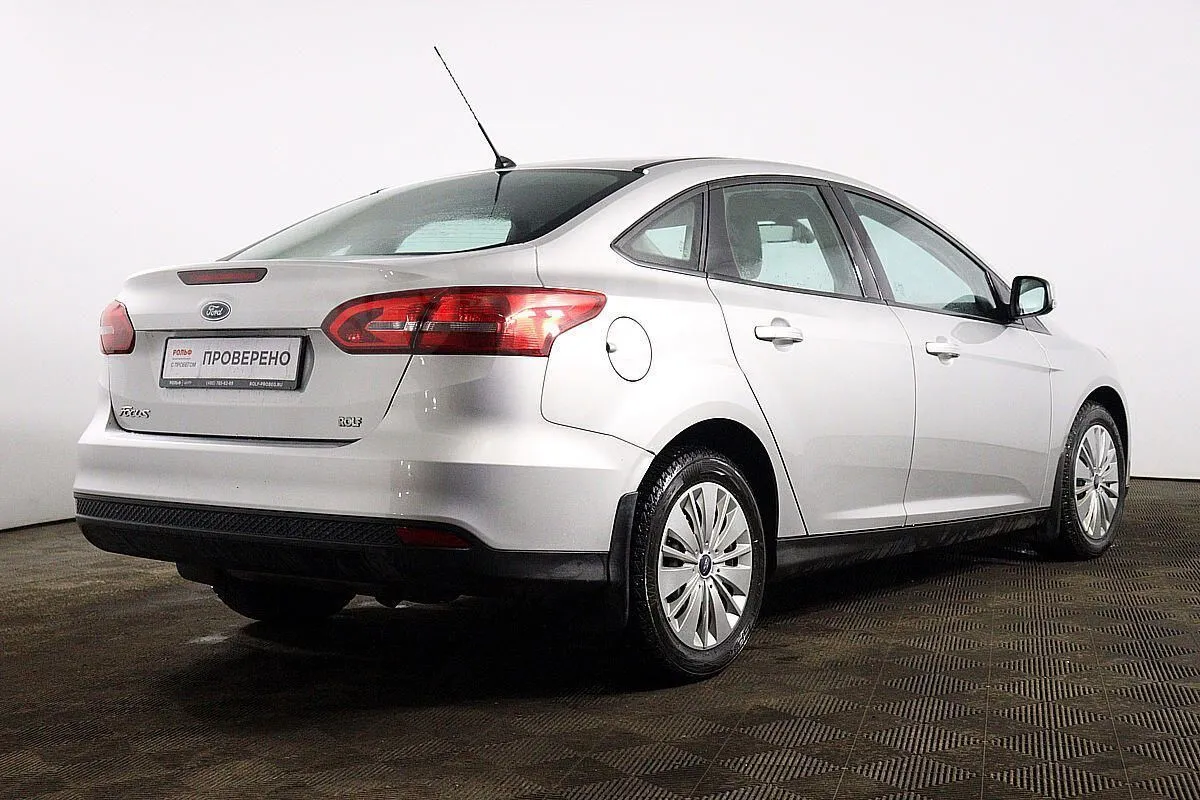 Ford Focus  Image 5
