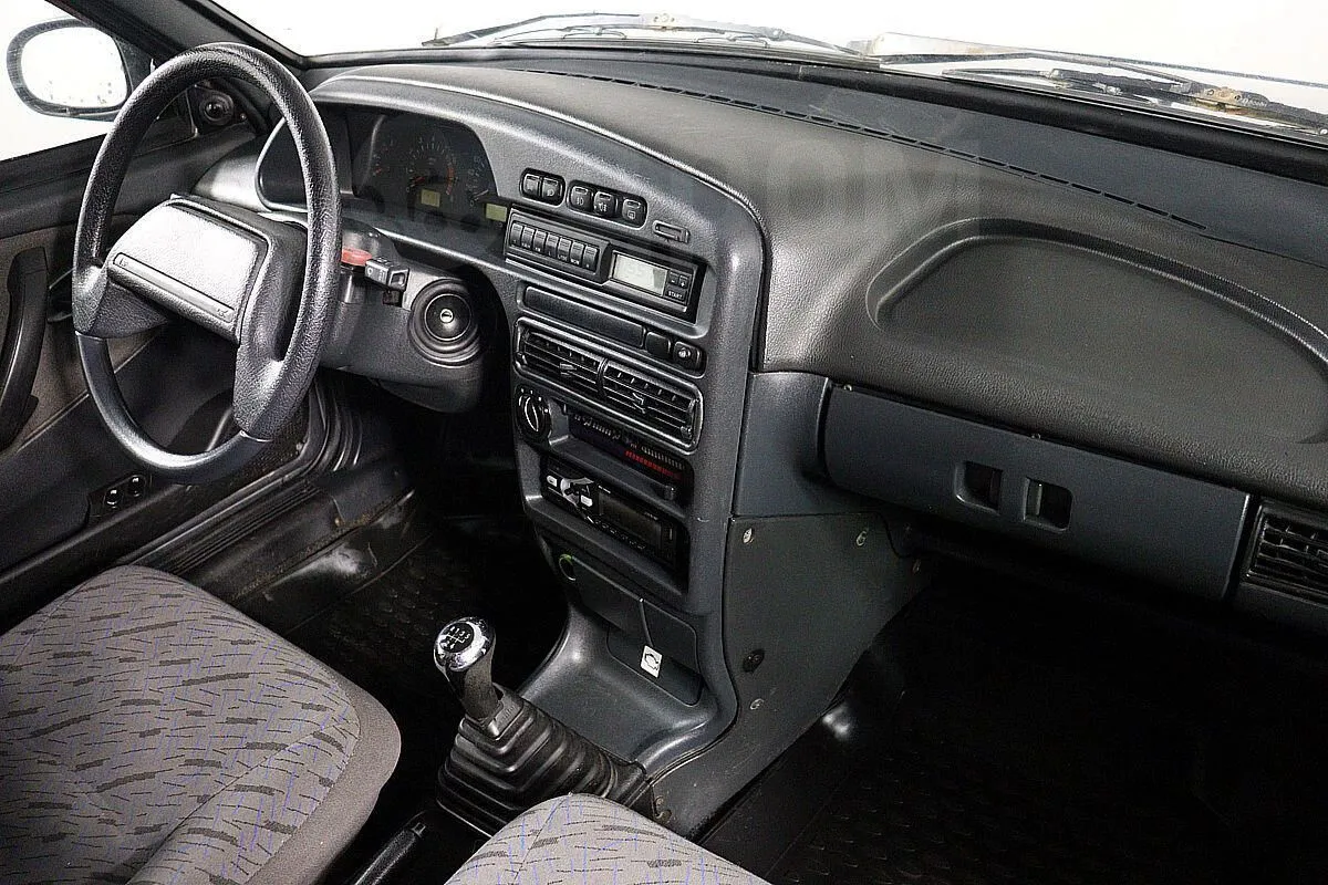 Лада 2115  Image 10